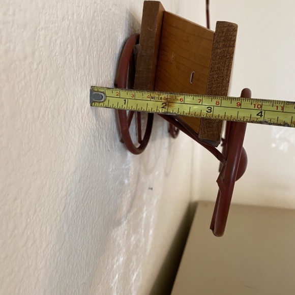 Country farmhouse Wood and metal wagon shelf - Picture 3 of 7